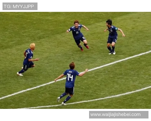 成都篮球队以73分领跑世界杯积分榜展现强大实力和团队合作精神